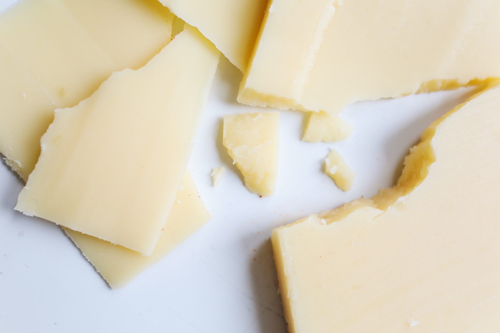 Il latte nella storia: una leggenda narra la nascita del formaggio